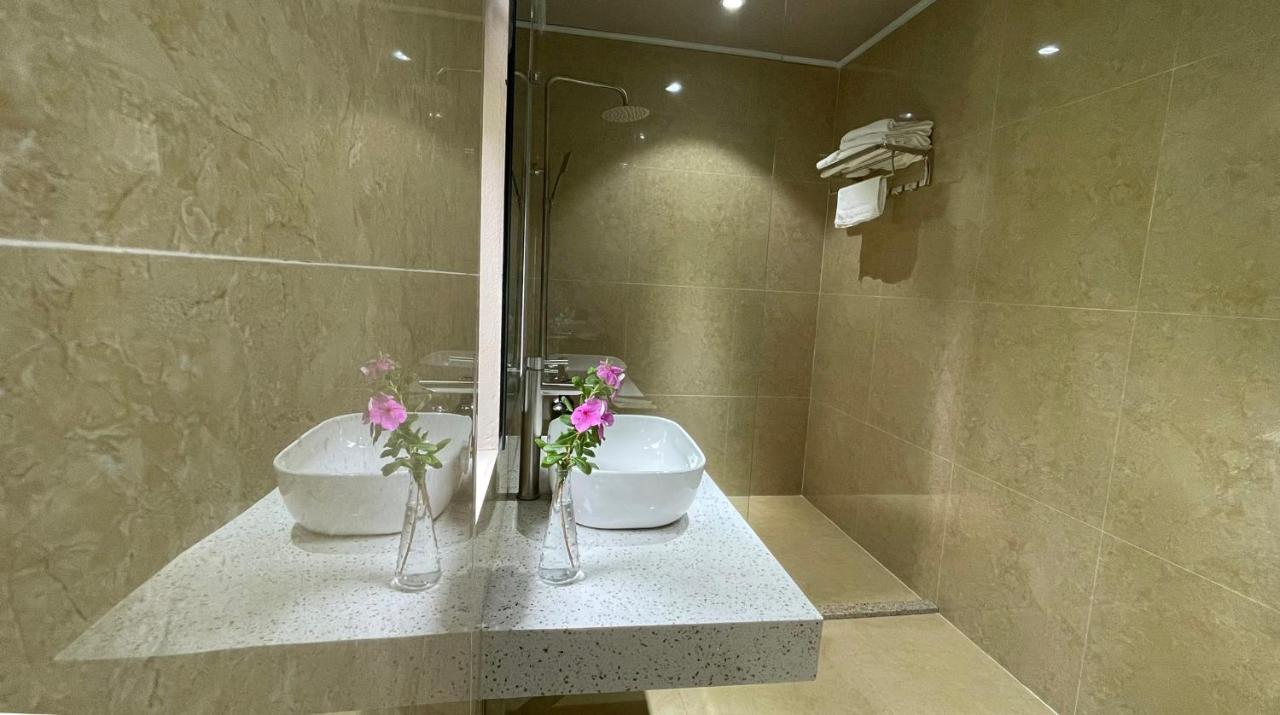 Phoenix Minh Chau Hotel كوانغ ننه المظهر الخارجي الصورة
